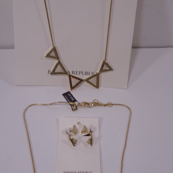 NWT Banana Republic Personal Edge Necklace and Earrings SET OF 2 PIECES NWT 100 - Picture 3 of 8